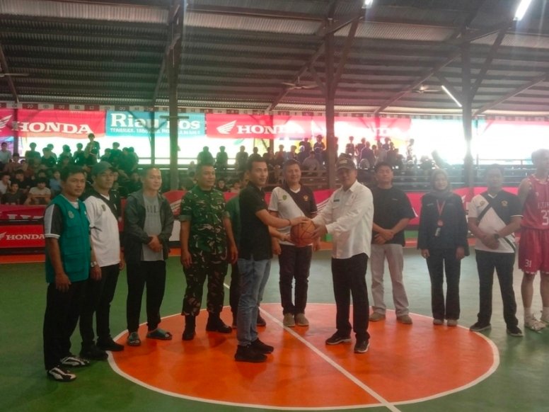 Koramil 01/Bangko Hadiri Pembukaan Turnamen Basket HSBL 2026 di Yayasan Wahidin