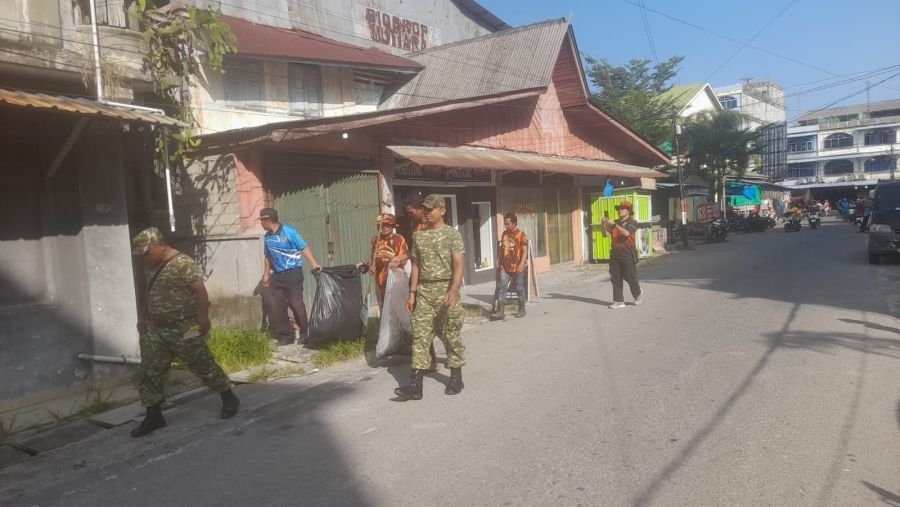 Koramil 03/Kundur Pimpin Aksi Bersih Sambut HUT Kodam XIX/TT