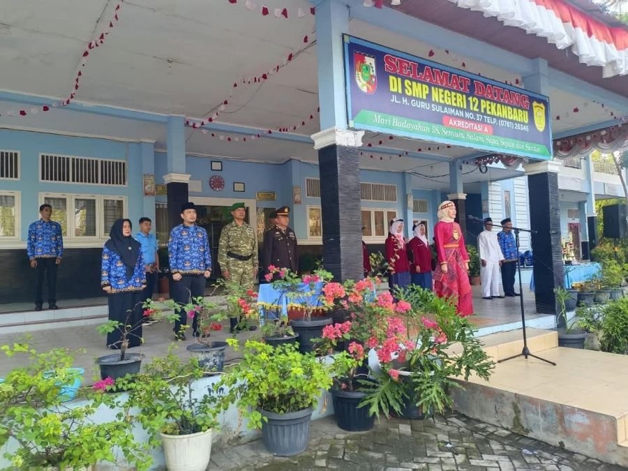Koramil 03/Senapelan Hadiri Upacara HUT ke-81 RI, Kobarkan Semangat Nasionalisme dan Persatuan