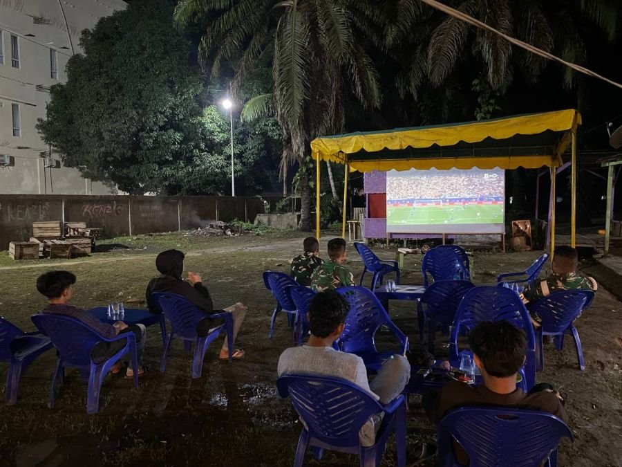 Koramil 03/SS Gelar Nonton Bareng Piala Dunia 2026 Bersama Masyarakat Binaan
