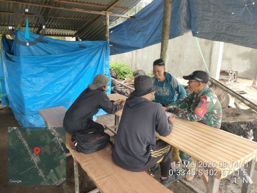 Koramil 03/Tempuling Pererat Hubungan Warga Lewat Komsos di Kempas