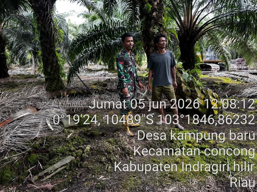 Koramil 04/Kuindra: Babinsa  Patroli Tapal Batas dan Edukasi Warga  Cegah Karhutla