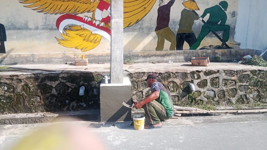 Koramil 04/Tebing Bangun Tugu Kampung Pancasila Desa Pangke