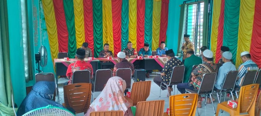 Koramil 06/KTM Hadiri Rapat Penyusunan Jadwal Peringatan Maulid 1448 H di Kecamatan Kateman