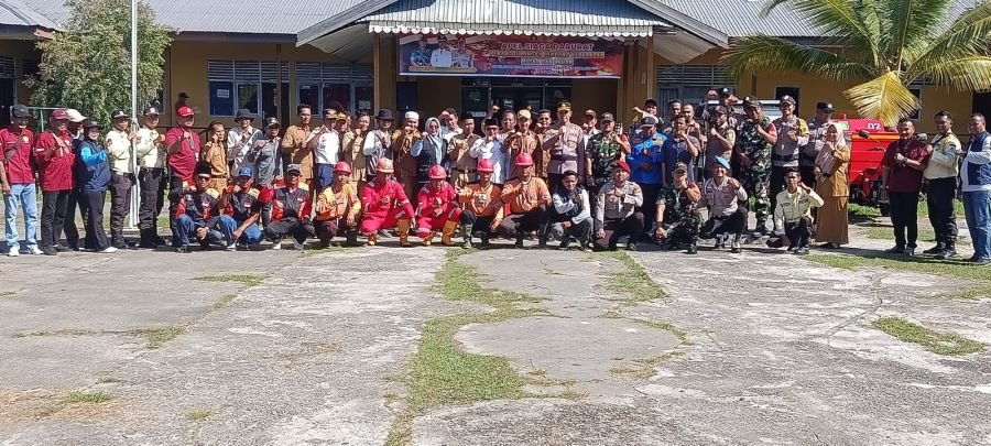 Koramil 06/KTM melaksanakan apel gabungan kebakaran hutan dan lahan di wilayah kecamatan Kateman