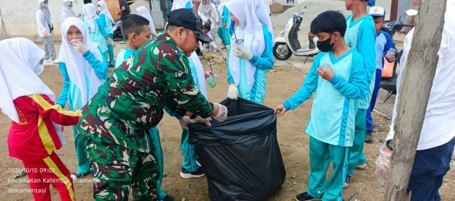 Koramil 06/KTM Melaksanakan Kegiatan Hari Bersih Dunia