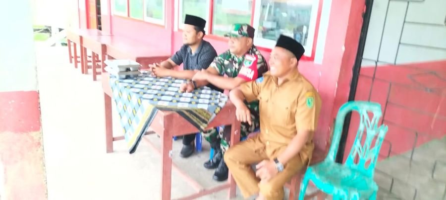 Koramil 06/KTM melaksanakan SDM bersama tenaga pendidik di wilayah Kel tagaraja