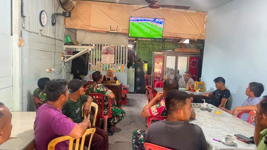 Koramil 07/KH Gelar Nobar Piala Dunia antara Argentina vs Yordania, Antusias Warga Membludak