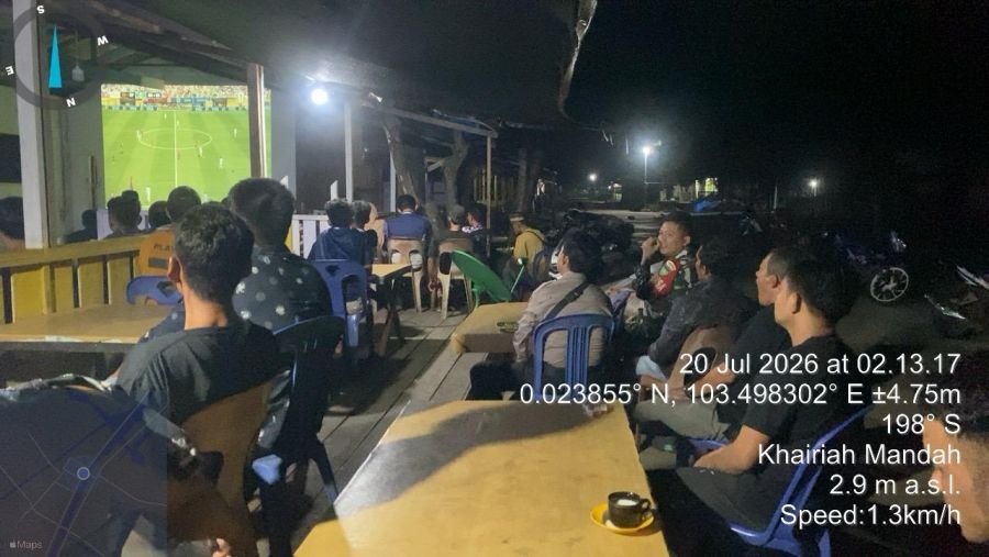 Koramil 08/Mandah Gelar NOBAR Final Piala Dunia Argentina vs Spanyol, Pererat Kebersamaan TNI