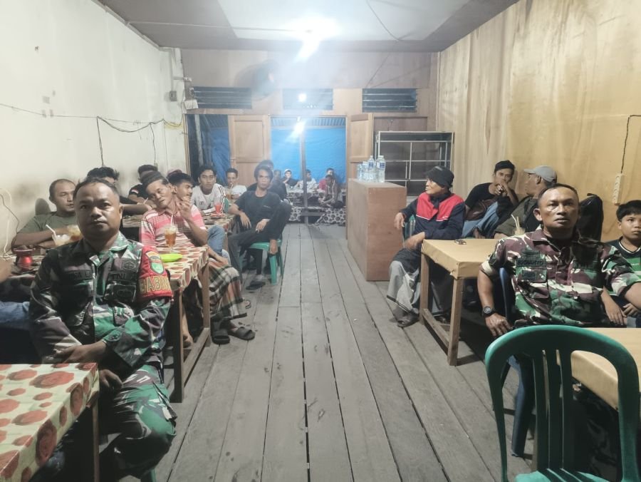 Koramil 10/Pelangiran Gelar Nobar Semifinal Piala Dunia 2026, Perkuat Kedekatan dengan Warga