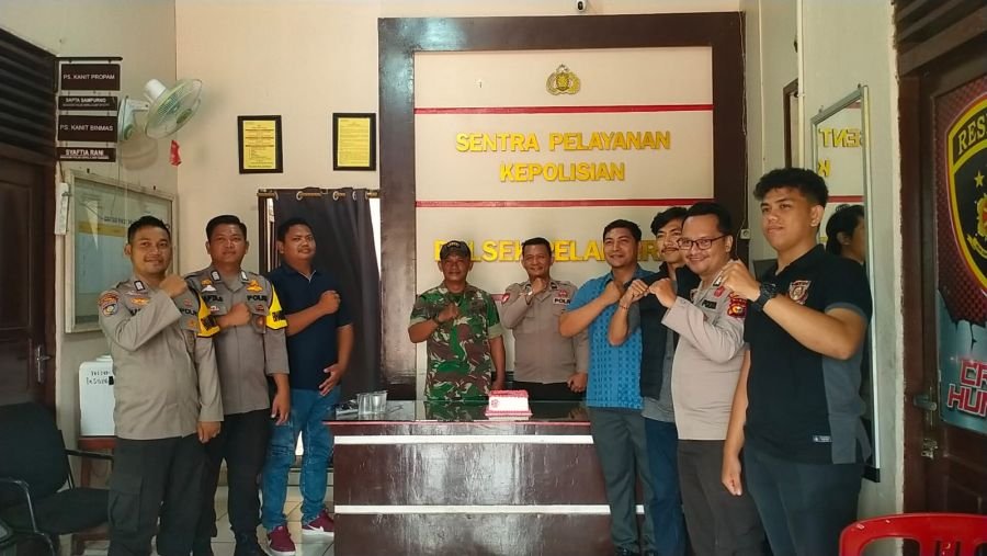Koramil 10/Pelangiran Sambangi Polsek Pelangiran Berikan Kue dan Ucapan HUT Bhayangkara ke-80