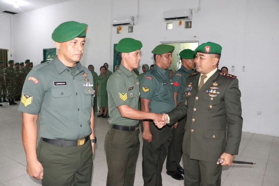 Korps Raport Kenaikan Pangkat, 17 Prajurit Kodim 0317/Tbk Terima Pangkat Baru