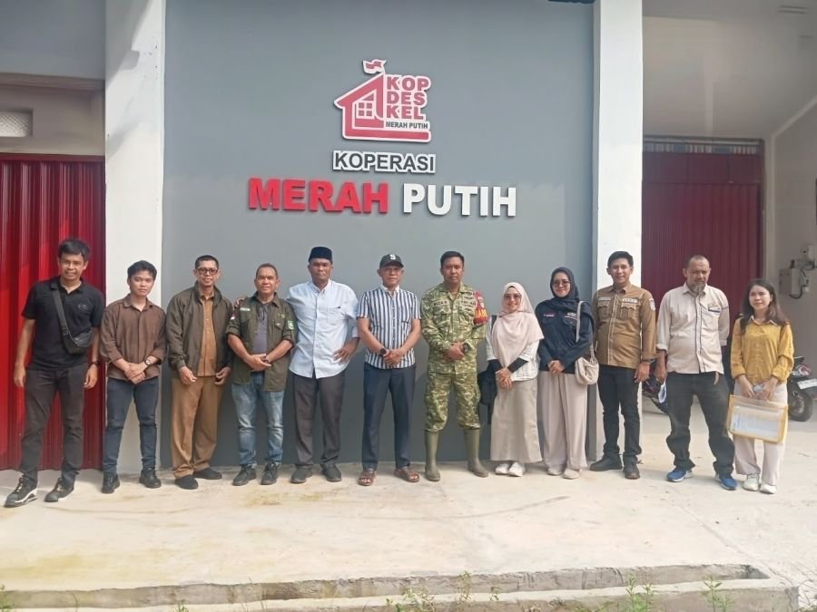 Babinsa Desa Tasik Serai Dampingi Pemkab Bengkalis Periksa Fasilitas KDKMP