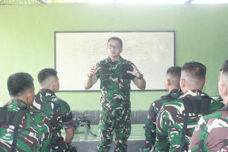 KUNJUNGAN KERJA TIM BINSIS ALUTSISTA KAVALERI PUSSENKAV TNI AD KE KIKAV 6/RBT