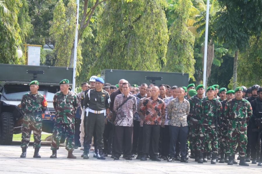 Kunker Ibu Selvi Gibran, Babinsa dan TNI Gelar Pasukan Pengamanan