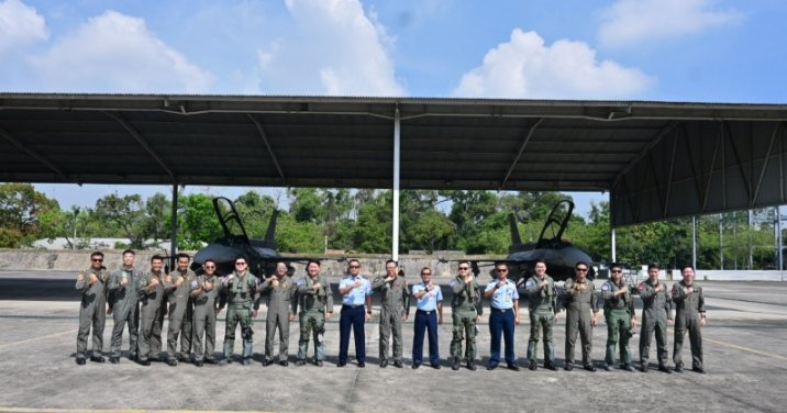 Latma Elang Indopura XXIII Segera Dimulai: Danlanud RSN Sambut Kedatangan F-16 RSAF di Pekanbaru