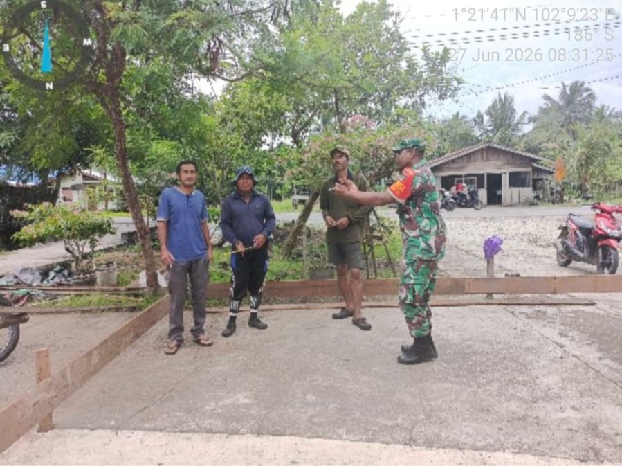 Lewat Kampung Pancasila, Babinsa Ajak Warga Sungai Selari Amalkan Nilai-Nilai Pancasila