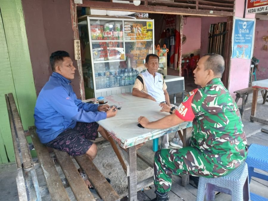 Lewat Komsos, Babinsa Koramil 06/Sukajadi Serap Aspirasi Warga Harjosari