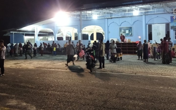 Malam Kemenangan Warga Lanud Roesmin Nurjadin Antusias Gelar Pawai Takbir Keliling