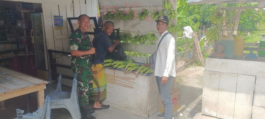 Melaksanakan Komsos dengan Petani di Pian Padang Desa Cemaga selatan Kcm Bunguran Selatan Kab Natuna