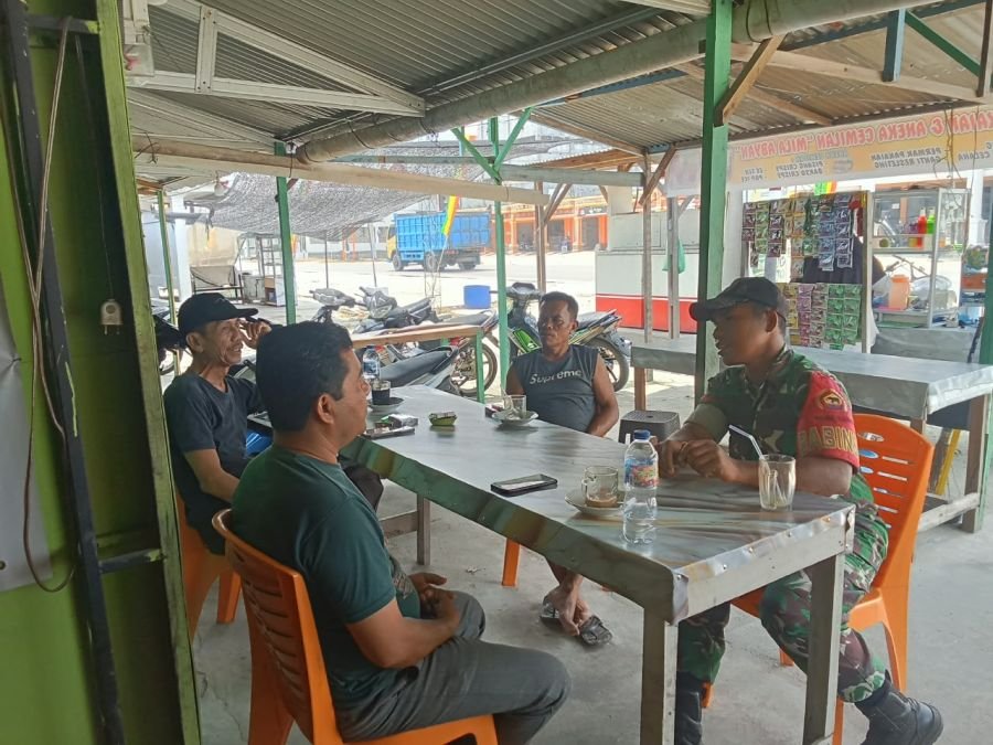 Melalui Komsos Babinsa Bertukar Informasi Dengan Warga Binaan*