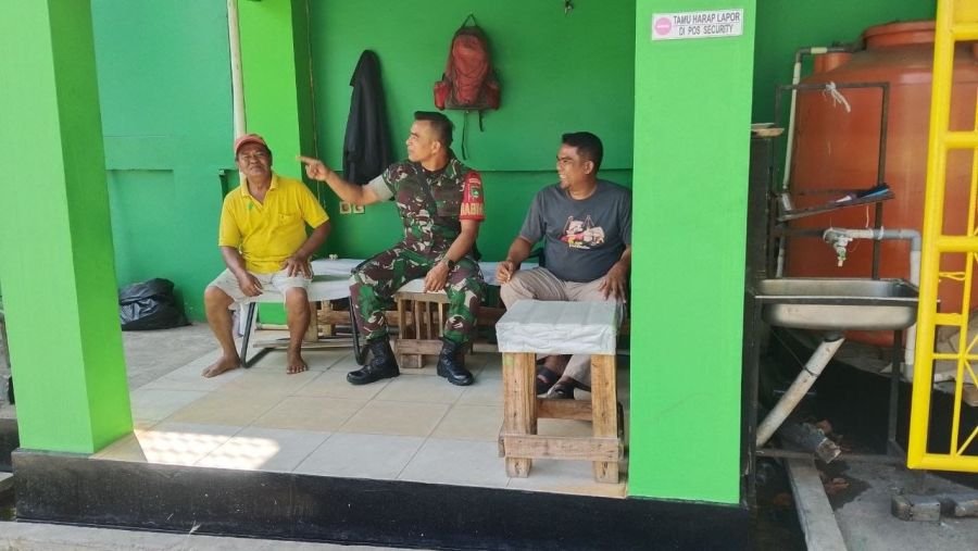 Melalui Komsos, Babinsa Kampung Bandar Serap Aspirasi dan Perkuat Ketahanan Wilayah