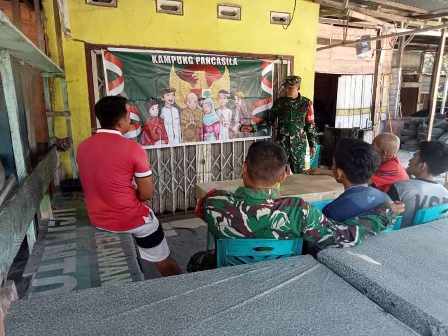 Memperkokoh Fondasi Bangsa:,Babinsa Koramil 01/Siak Gelar Sosialisasi Nilai Pancasila di Srigading