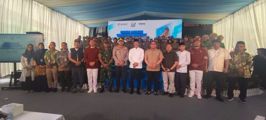 Mensos RI Kunjungi Sekolah Rakyat Pekanbaru, Babinsa Pastikan Kegiatan Berjalan Lancar