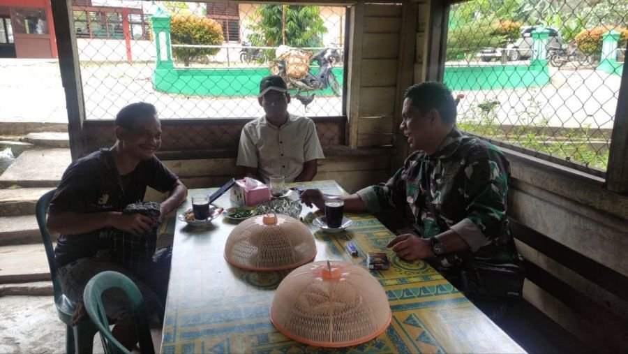 Mewujudkan Keakraban, Babinsa Komsos Dengan Warga Binaan