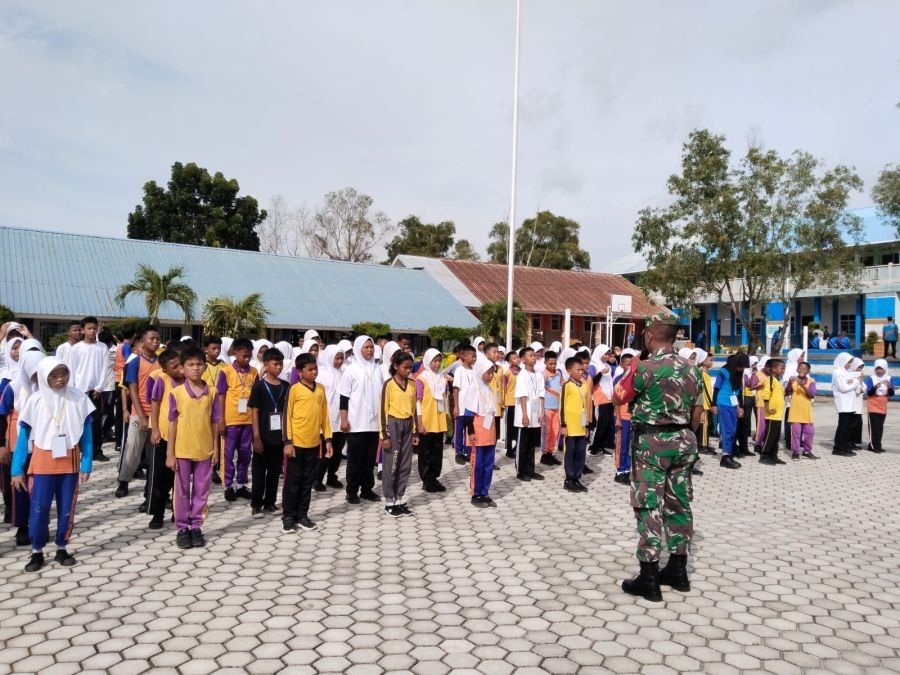 MPLS SMPN 2 Binaan, Babinsa Gembleng Karakter dan Jiwa Korsa