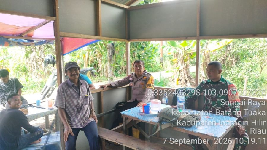 Musim Kemarau, Babinsa Batang Tuaka Ingatkan Warga Waspadai Karhutla