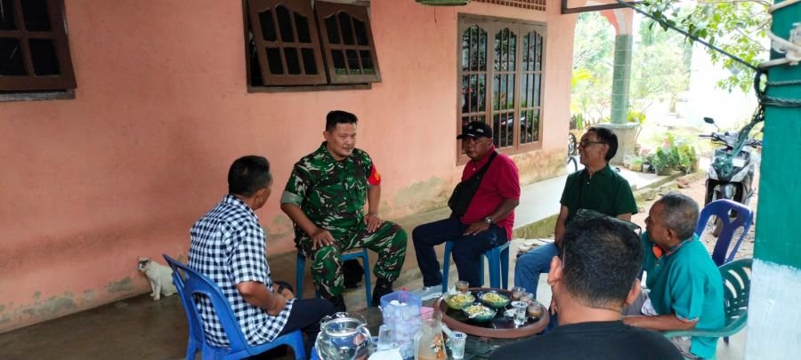 Musim Kemarau, Babinsa Desa Mamut Gencarkan Imbauan Pencegahan Karhutla