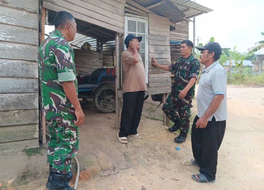 Musim Kemarau Tiba, Babinsa Imbau Warga Desa Kuala Terusan Cegah Karhutla