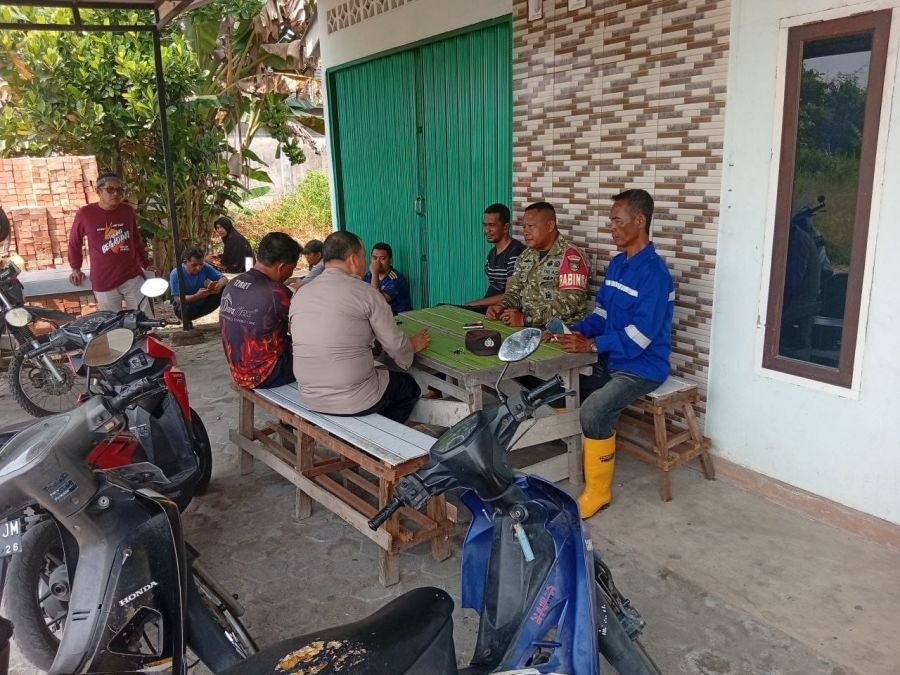 Musyawarah Jadi Jalan Keluar, Babinsa Dampingi Penyelesaian Sengketa Batas Tanah