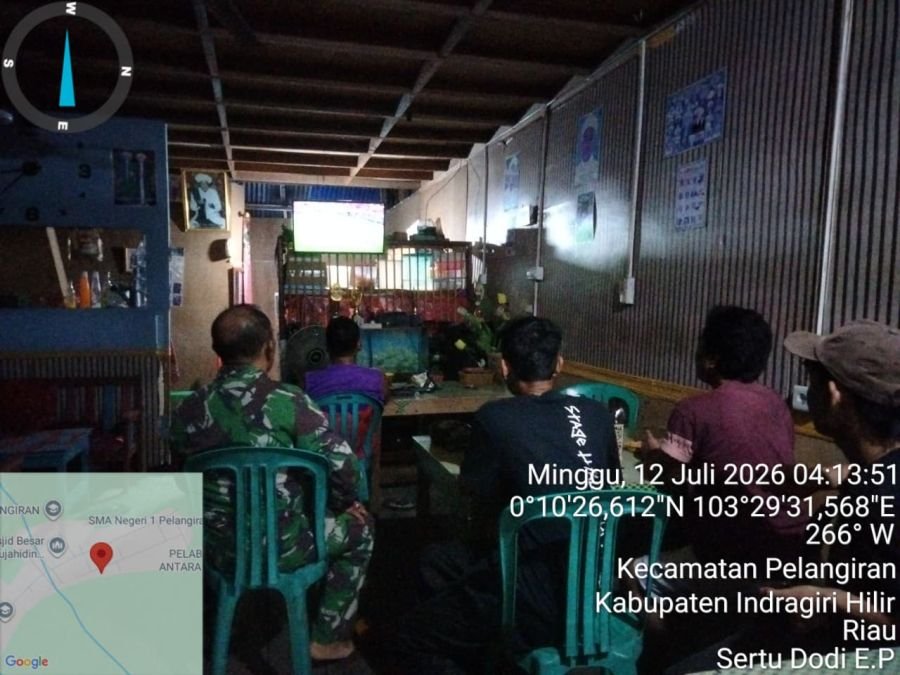 Nobar Pertandingan antara Norwegia vs Inggris, Koramil 10/Pelangiran Dekatkan TNI dengan Warga