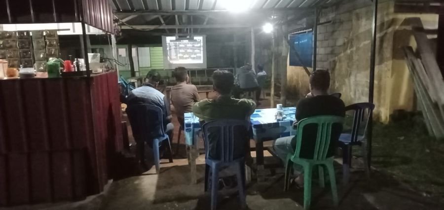 Nobar Piala Dunia 2026 di Warung Kopi Heli,   Wujudkan Kedekatan TNI dengan masyarakat