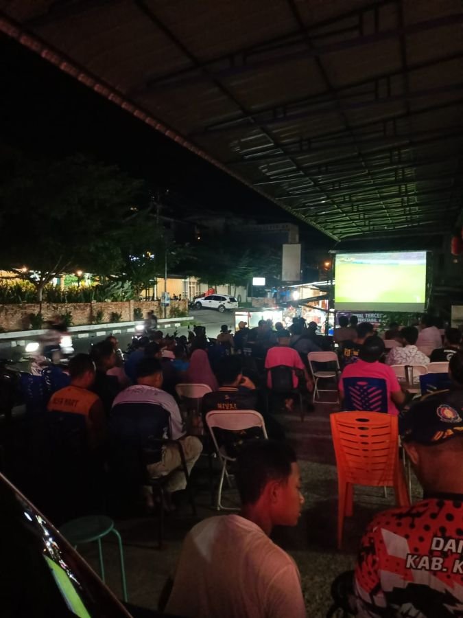 Nobar Piala Dunia Jadi Sarana Koramil 01/Balai Pererat Persatuan Warga
