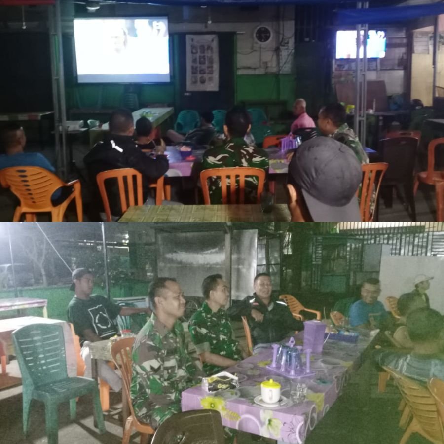 Nobar Piala Dunia Jadi Sarana Serap Aspirasi, Babinsa Koramil 01/Rengat Pererat Komunikasi Dengan