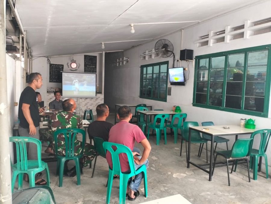 Nobar Piala Dunia, Kodim dan Koramil Pererat Kedekatan dengan Warga