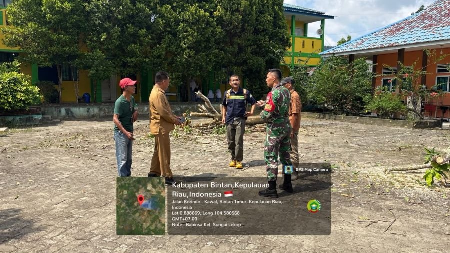 Pantau Pembangunan Sarana Pendidikan, Babinsa Sungai Lekop Tinjau Revitalisasi SMK Negeri 1 Bintim