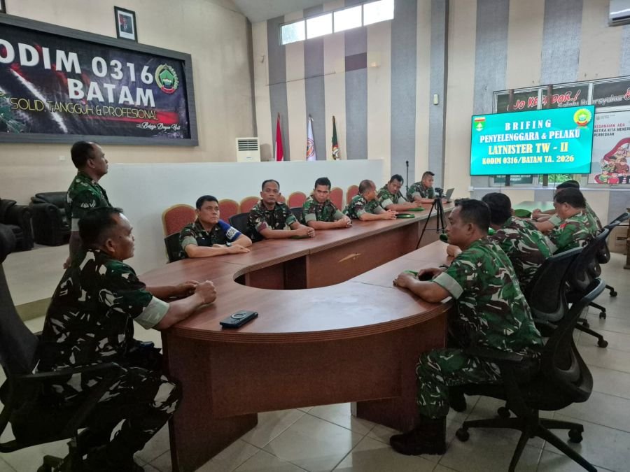 Pasiops Kodim 0316/Batam Tekankan Disiplin dalam Latihan Teritorial