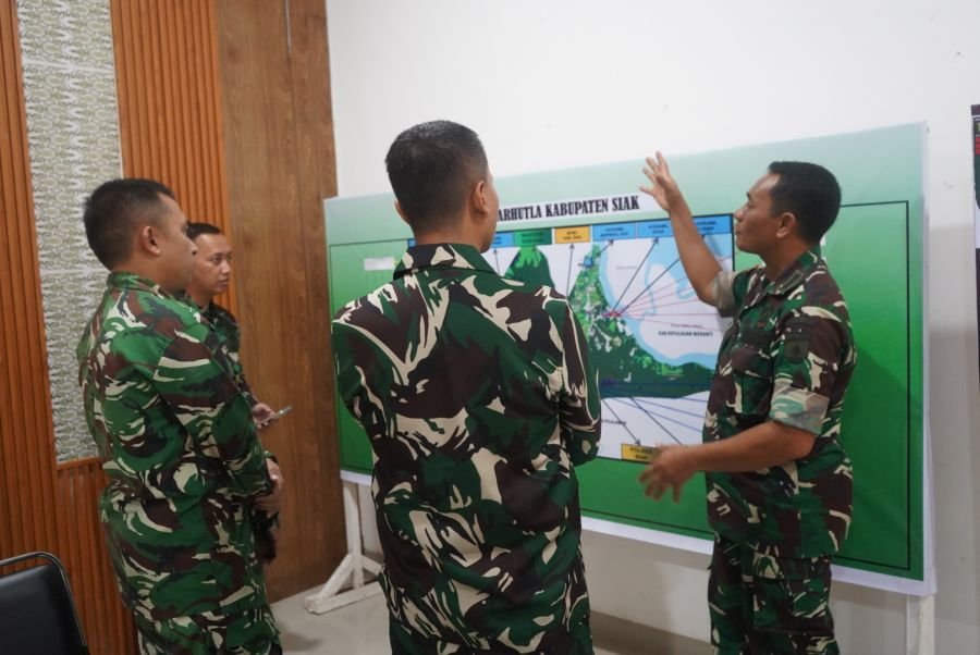 Pasis Dikreg Seskoad LXVIII Laksanakan Pengambilan Data Staf di Makodim 0322/Siak