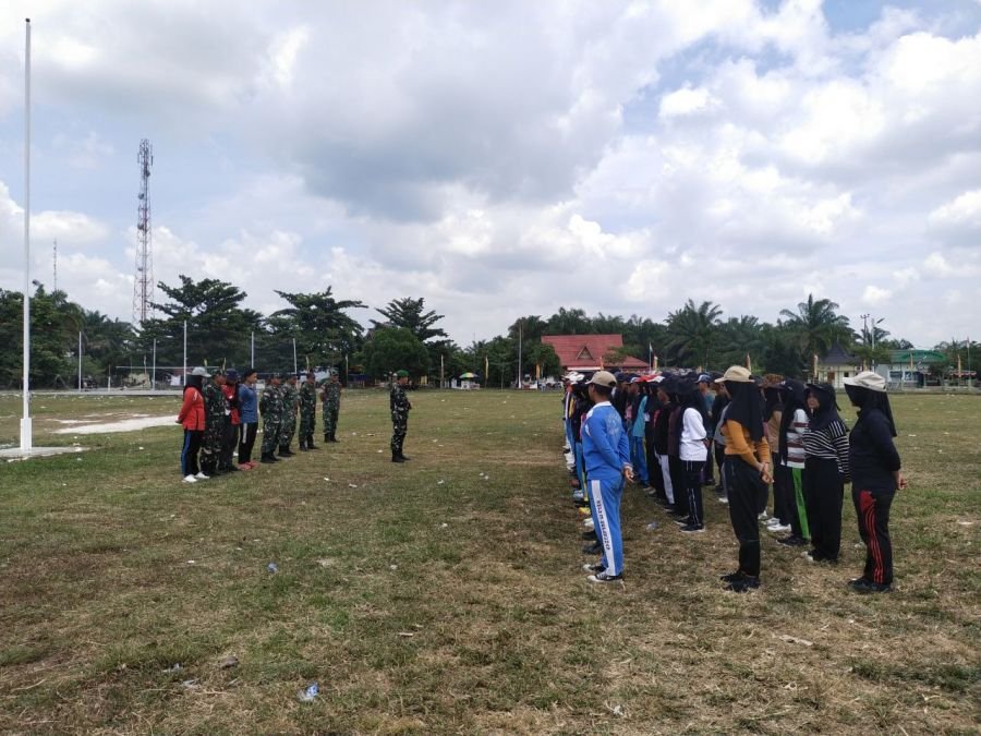 Paskibra Kepenuhan Digembleng Koramil 14 Hadapi Upacara HUT RI