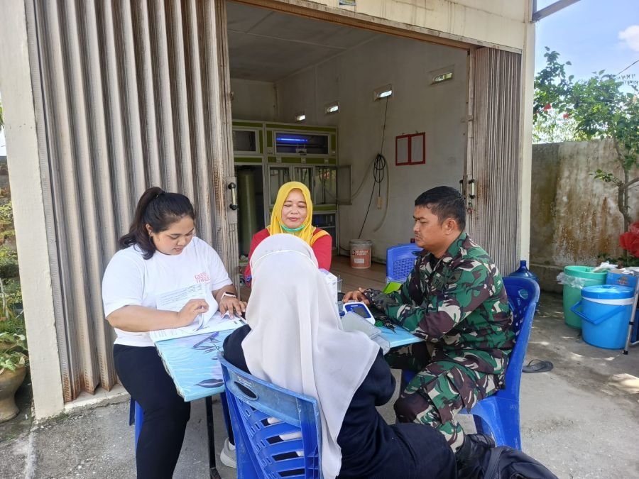 Patroli dan Komsos Babinsa Palas Pererat Sinergi Warga dalam Menjaga Kamtibmas