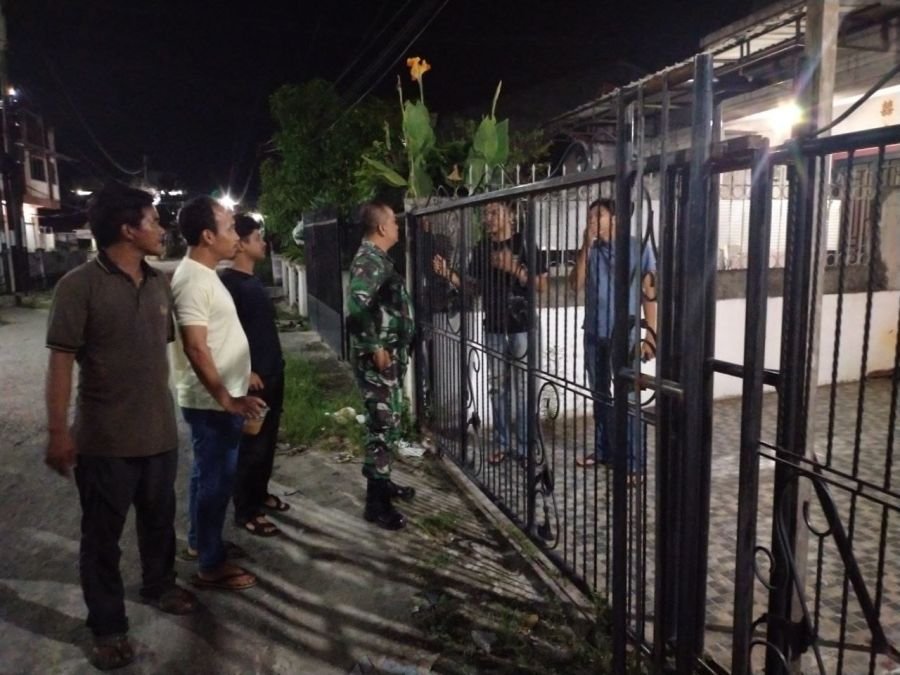 Patroli Kamtibmas Babinsa Bersama Warga, Wujud Nyata Sinergi Jaga Keamanan Lingkungan