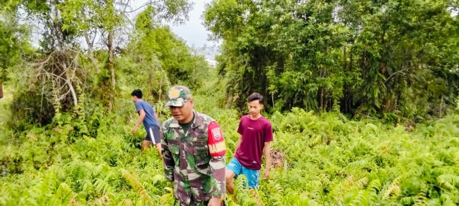 Sertu A.Zamzuri Patroli Karhutla Di desa Ulupulau kec.bantan kabupaten Bengkalis