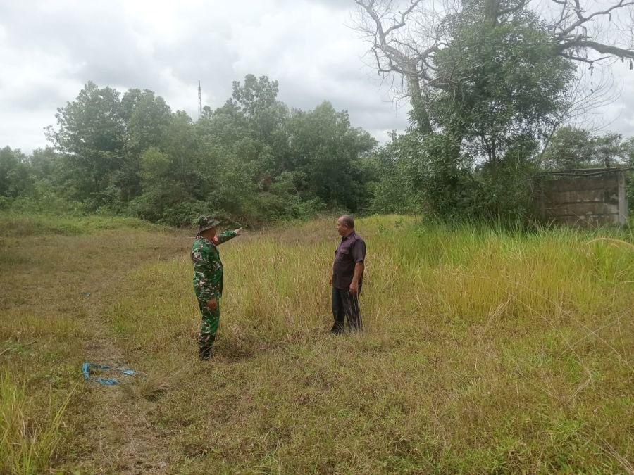 Patroli Karhutla, Babinsa dan MPA Sisir Wilayah Bencah Lesung Pastikan Kondisi Aman