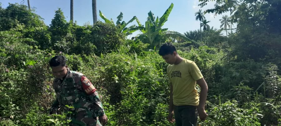 Patroli Karhutla di Desa Dedap, Babinsa Koramil 06/Merbau Perkuat Kewaspadaan Masyarakat