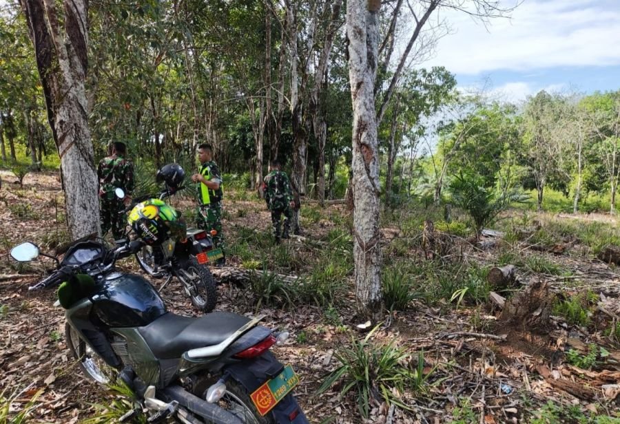 Patroli Karhutla Digencarkan, Babinsa Koramil 02/KT Sisir Beringin Taluk
