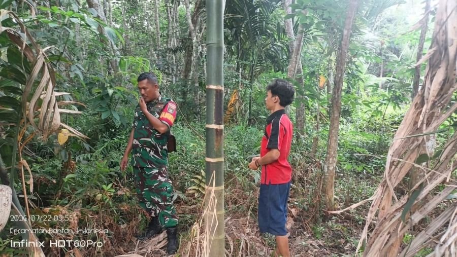 Patroli Karhutla Koptu Dedi Swarman Bersama Masyarakat di Desa Bantan Air